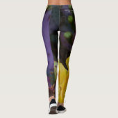 Lila Kakteen mit gelben Blüten Leggings (Rückseite)