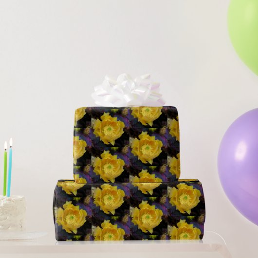 Lila Kakteen-Pantolblumen Geschenkpapier (Partygeschenke)