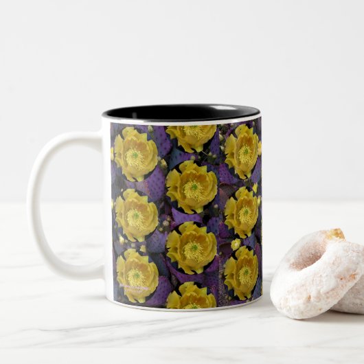 Lila Kakteen-Pantolblumen Zweifarbige Tasse (Mit Donut)