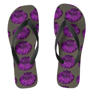 lila Kamm-Muscheln grau Badesandalen