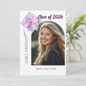 Lila-Kappe-Foto-Abschlussfeier-Einladung Einladung (Stehend Vorderseite)