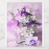 Lila Kardinal Vögel in einem Kristallglas Weinetikett (Einzelnes Label)