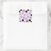 Lila karierter Karo für Retro-Blume Quadratischer Aufkleber (Tasche)