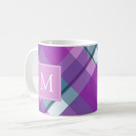 Lila Kariertes Monogramm Kaffeetasse (Vorderseite Links)