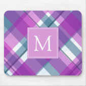 Lila Kariertes Monogramm Mousepad (Vorne)