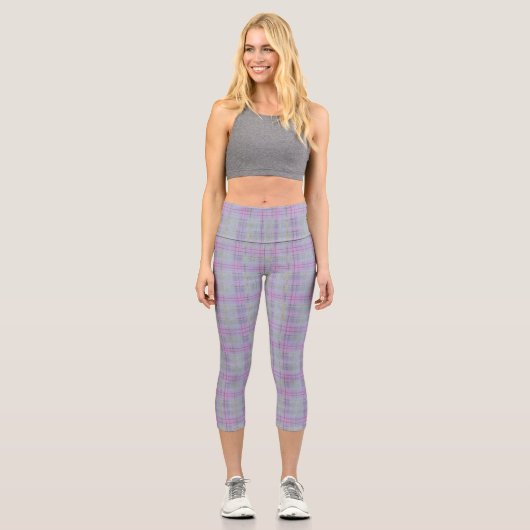 Lila Karo-Harmonie Capri Leggings (Vorderseite)