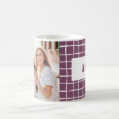Lila Karo mit mehreren Fotos, modern minimal Kaffeetasse (Mittel)