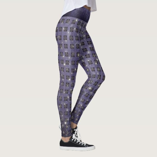 Lila Karo Muster mit Sternen Leggings (Rechts)