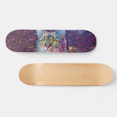 Lila Katze im All Skateboard (Horizontal)