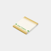 Lila Kette Ähnliches Muster auf einem gelben Post-it Klebezettel (angewinkelt)