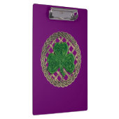 Lila Kleeblatt auf der Tafel Klemmbrett (Rechts)