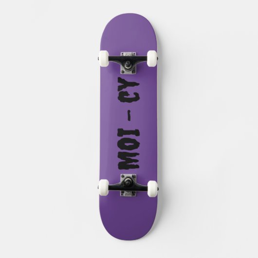lila Komplettboard MOI - cy Skateboard (Vorderseite)