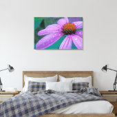 Lila Kone-Blume mit Wassertropfen Leinwanddruck (Insitu (Schlafzimmer))