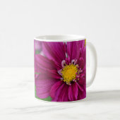 Lila Kosmos-Blume Kaffeetasse (VorderseiteRechts)
