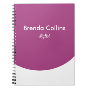 Lila Kurve und weiß Notizblock