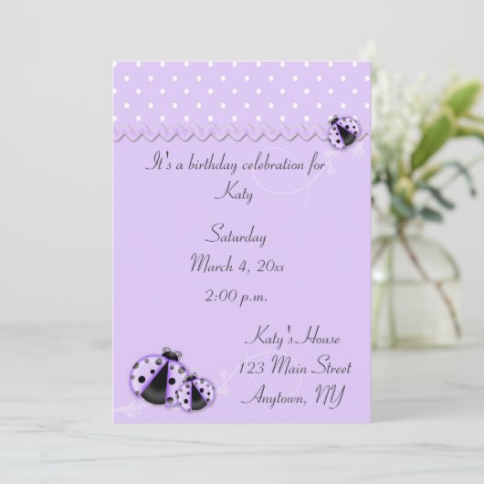 Lila Ladybugs Einladung (Stehend Vorderseite)