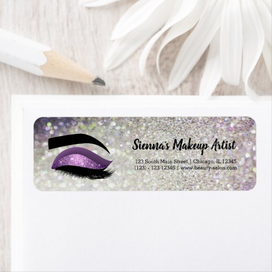 Lila Lashes Auge (Insitu)