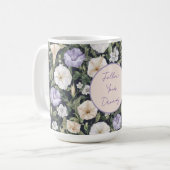 Lila Lavendel Creme Petunia Blumen   Kaffeetasse (Vorderseite Links)