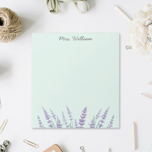 Lila Lavendel-Wasserfarben-Blumenmuster Notizblock