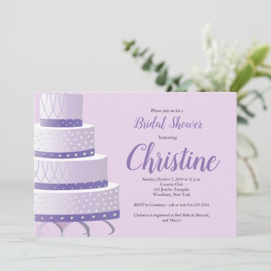 Lila Lavender Wedding Cake Brautparty Einladung (Stehend Vorderseite)