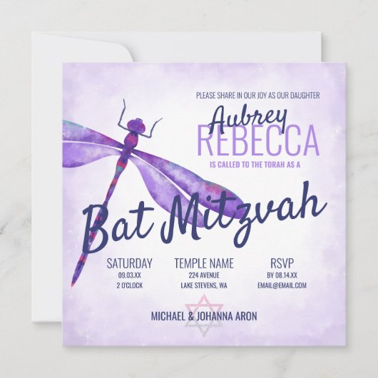 Lila, Lavender Whimsical Dragonfly Bat Mitzvah Einladung (Vorderseite)