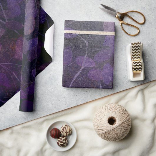 Lila Leaf auf schwarz Geschenkpapier (Kunsthandwerk)