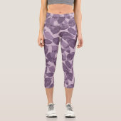 Lila Leaf-Muster mit benutzerdefiniertem Text und  Capri Leggings (Vorderseite)