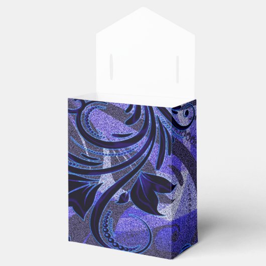 Lila Leidenschaft Geschenkschachtel (Geöffnet)