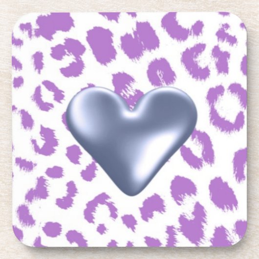 Lila Leopardendruck mit Herzdesign Getränkeuntersetzer (Vorderseite)