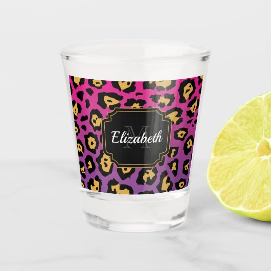 Lila Leopardrucke Schnapsglas (Vorderseite)