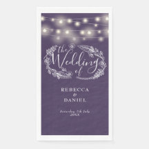 Lila Lichterkette Blumen Schrift Hochzeit