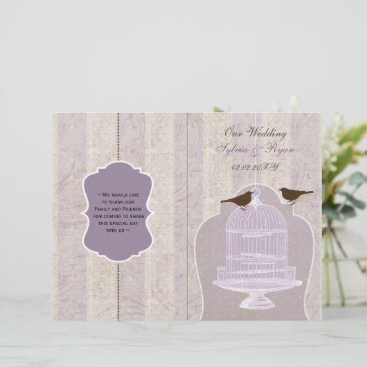 lila Liebhaber Bircage bi fold Wedding Programm (Stehend Vorderseite)