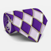 Lila & Lilac Diamond Muster Mardi Gras Krawatte (Gerollt)