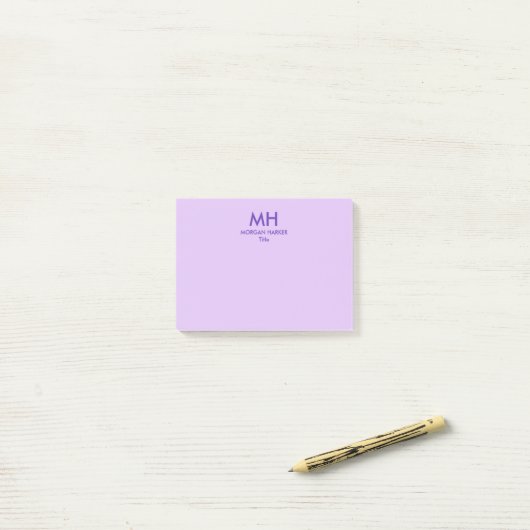 Lila Lilac-Minimal-Sauberkeitsinitialen Post-it Klebezettel (Auf Schreibtisch)