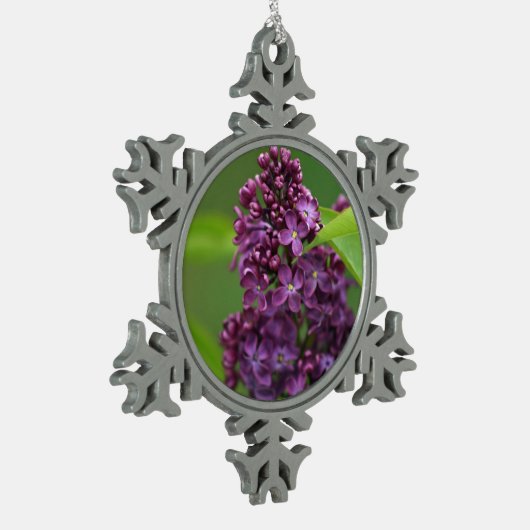 Lila Lilac Ornament (Links)