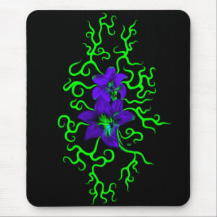 Lila Lily-Blume auf schwarz Mousepad
