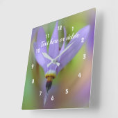 Lila Lily-Blume Personalisiert Quadratische Wanduhr (Winkel)