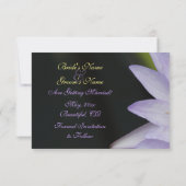 Lila Lotus-Blume Hochzeit Sichern Sie das Datum Einladung (Rückseite)