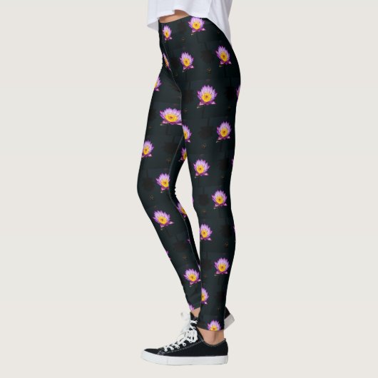 Lila Lotus-Wasserlilie Leggings (Links)