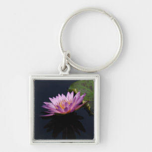 Lila Lotus Wasserlilie Schlüsselanhänger