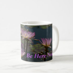 Lila Lotus-Wasserlilien Kaffeetasse