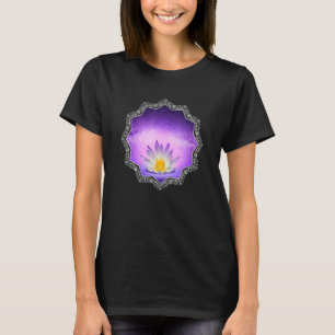 Lila Lotusblumen-Mandala-Geometrie-Gaia-Yoga-Mann T-Shirt