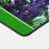 Lila Lupine-Blume Personalisiert Schreibtischunterlage (Ecke)