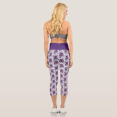 Lila Mairy Mushroom Butterflies Capri Leggings (Rückseite)