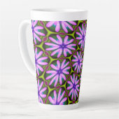Lila Marguerite-Muster Milchtasse (Linke Ecke)