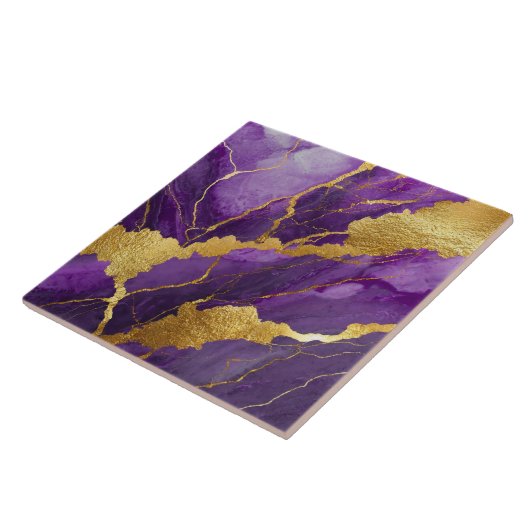 Lila Marmormuster mit Gold Fliese (Seite)