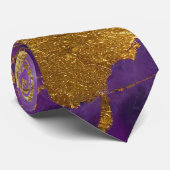 Lila Marmormuster mit Gold Krawatte (Gerollt)