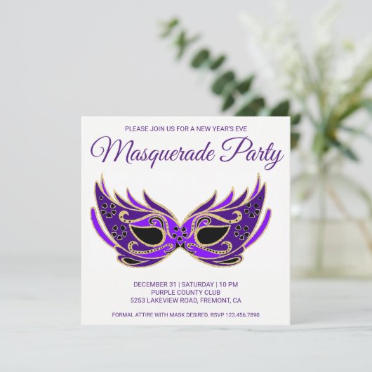 Lila Mask New Year's Eve Masquerade Party Einladun Einladung (Stehend Vorderseite)