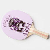 Lila Messy Bun Mama Ehefrau Boss Tischtennis Schläger (Seitenansicht)