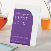 Lila Minimal Wedding Guest Book Pedestal-Zeichen Sockelschild (In Situ)
